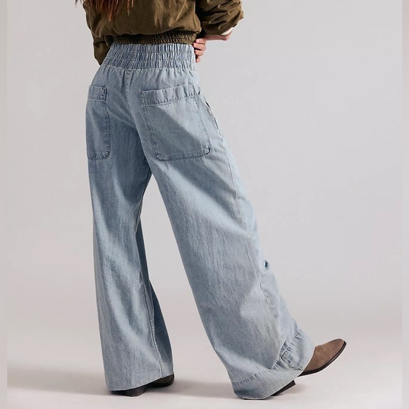 We The Free Breezy Denim Pull-On Jeans - Picture 2 of 4